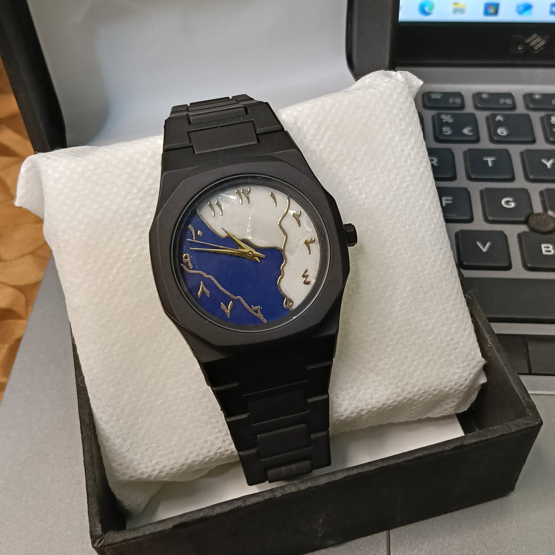 Black Aura Watch – Arabic Dial