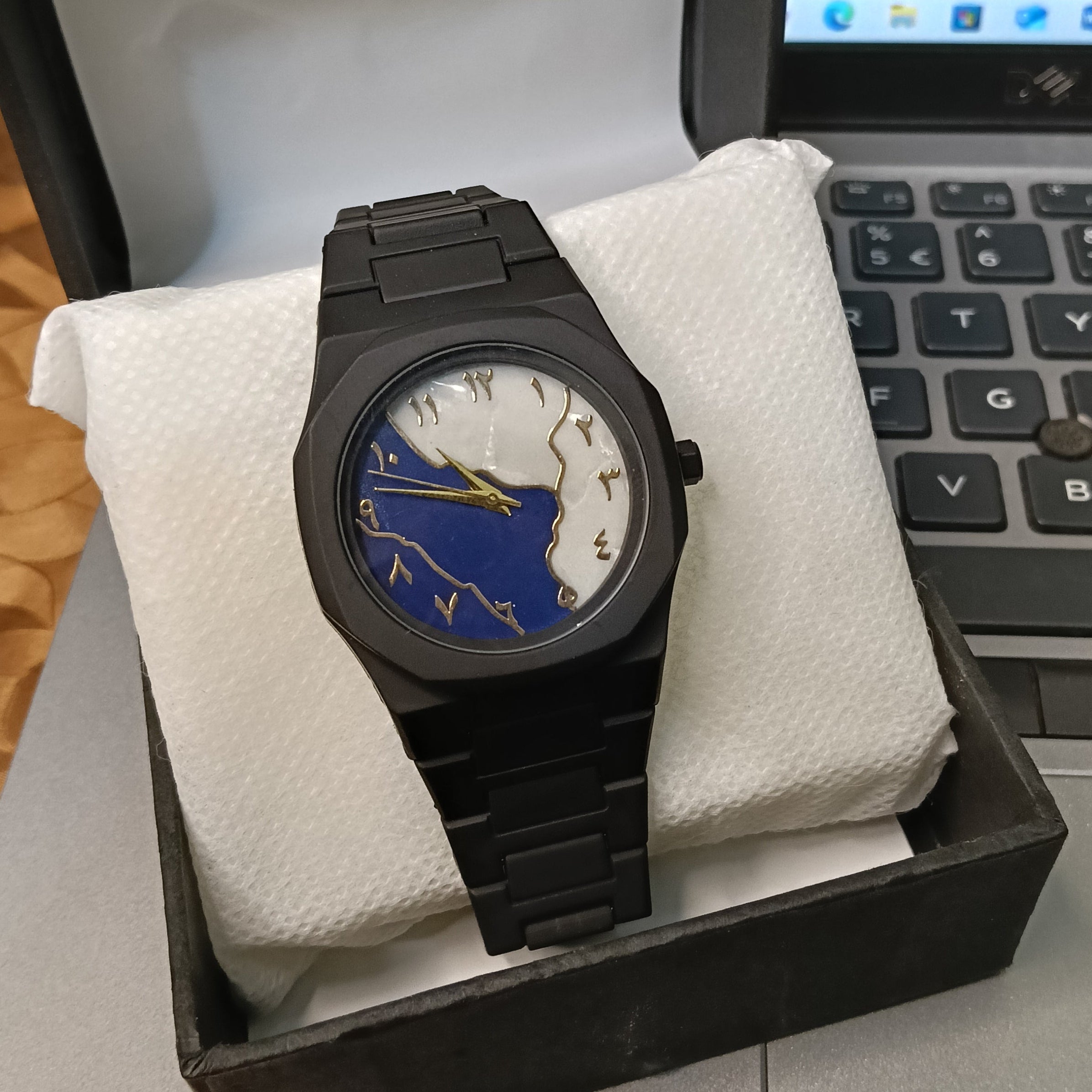 Black Aura Watch – Arabic Dial